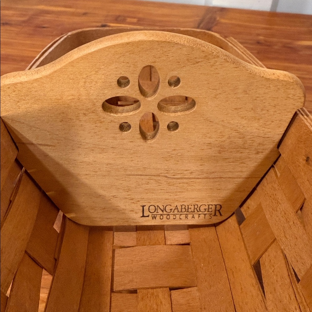 Vintage Longaberger Cracker Basket + Various Basket Set of 2 - Picture 5 of 9
